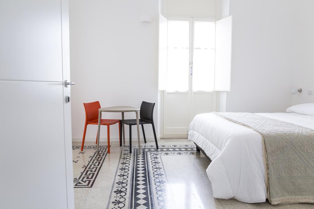 B&B Angioy 18 卡利亚里 外观 照片